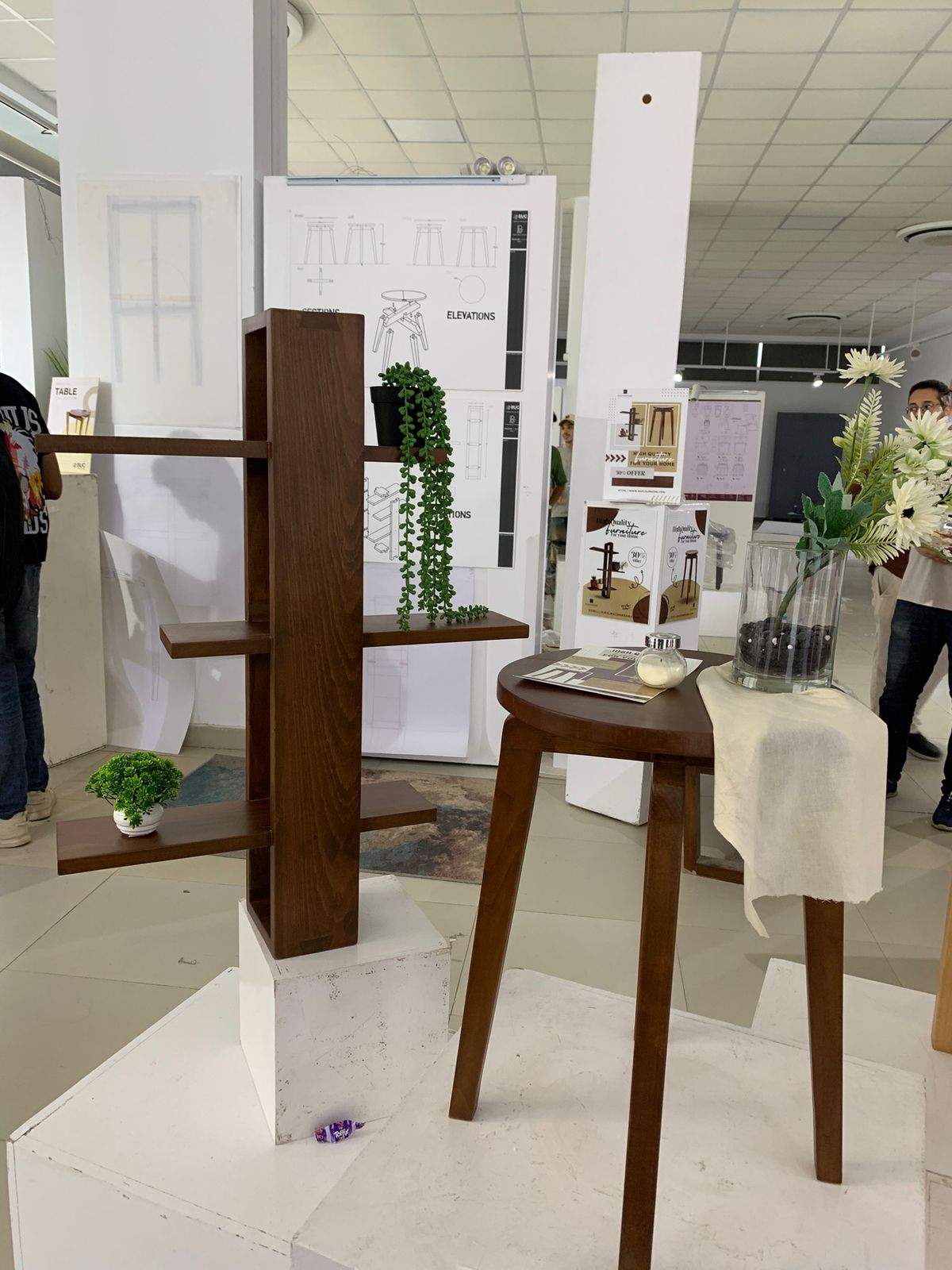 A Display Shelf & Side Table - group project for training l